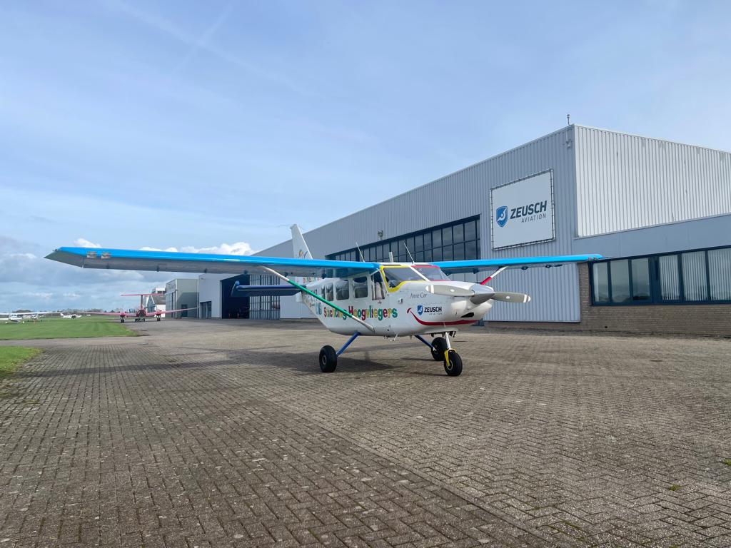 Hoogvliegers bij Zeusch - Lelystad Airport